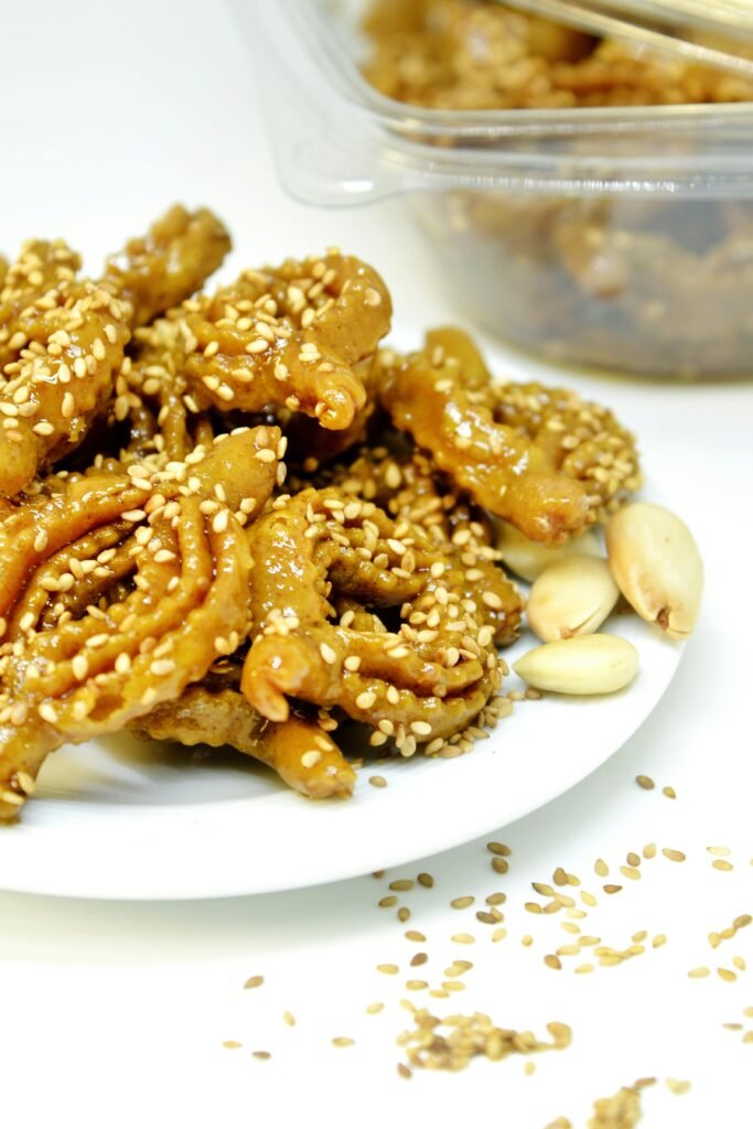 Close-up of Moroccan sesame honey chebakia ghriba. A traditional sweet treat from Fès.